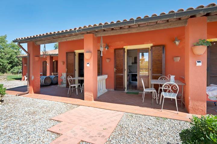 Appartamento intero, Appartamento 'Petit Verdot' con piscina condivisa, terrazza privata e giardino condiviso in Suvereto, Costa degli Etruschi