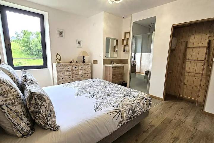 Location de vacances pour 8 personnes, avec terrasse à Ussac - 2