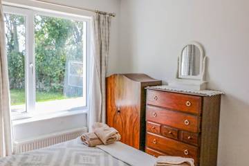 Cottage for 6 People in County Cork, Photo 2