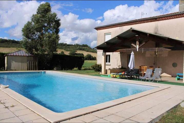Location de vacances pour 8 personnes, avec piscine ainsi que jardin et vue à Laboutarie - 3