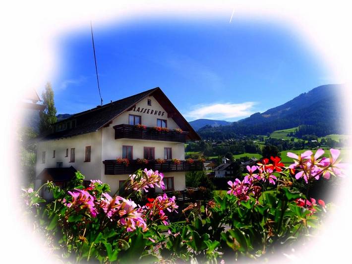 Ferienhaus für 5 Personen, mit Balkon und Terrasse sowie Garten und Ausblick