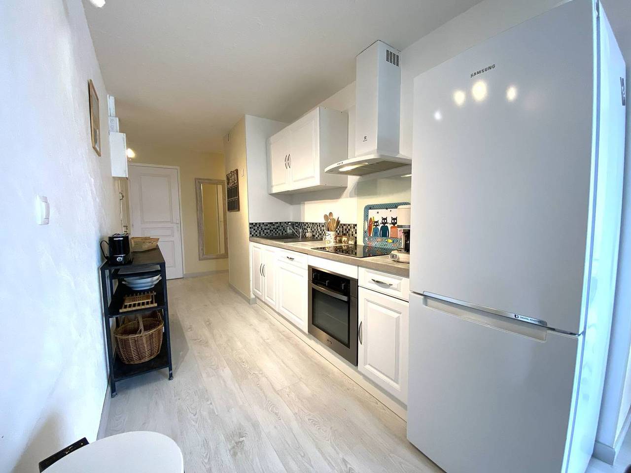 Entire apartment, Apartment with balcony Sea View Trestraou beach in Perros-Guirec in Perros-Guirec, Pink Granite Coast