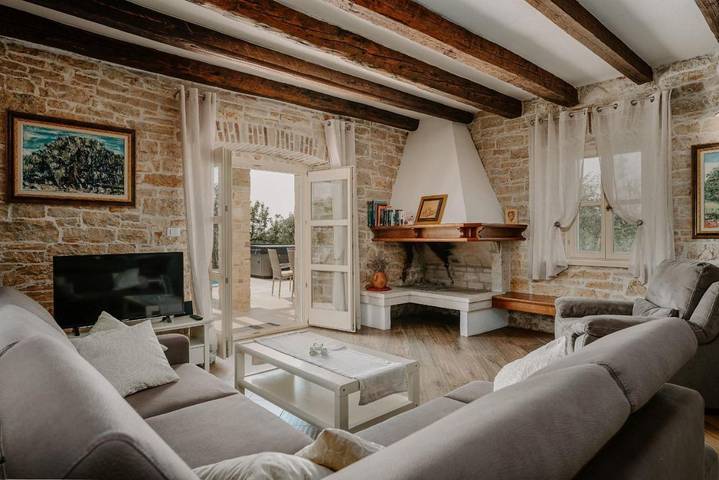 Villa pour 6 personnes, avec terrasse et jacuzzi ainsi que jardin et piscine, animaux acceptés à Barat - 3