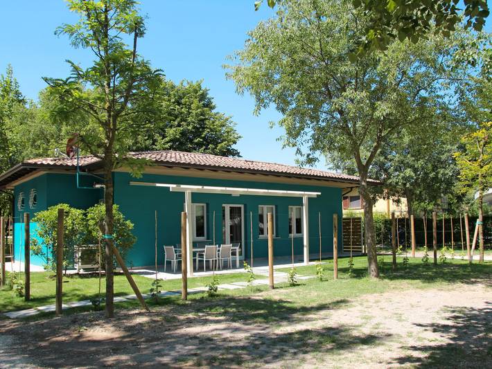 Ferienhaus für 6 Personen, mit Terrasse und Kinderpool sowie Garten in Gardasee-Lombardei