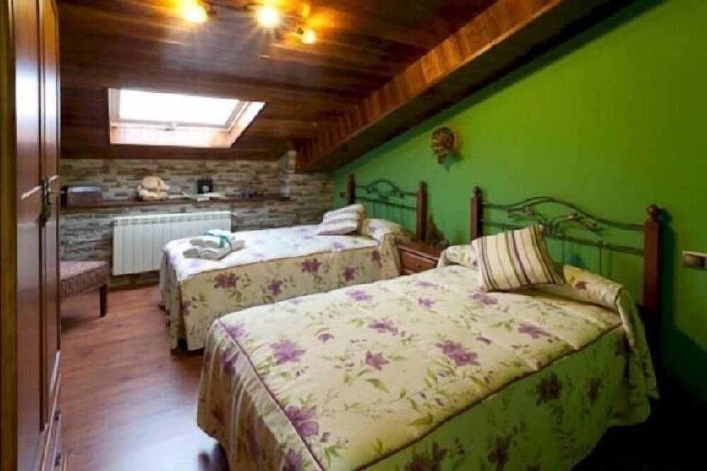 Apartamento entero, Apartamento Rural Casa El Llombo, ideal para desconectar , en plena naturaleza. in El Franco, Costa Verde