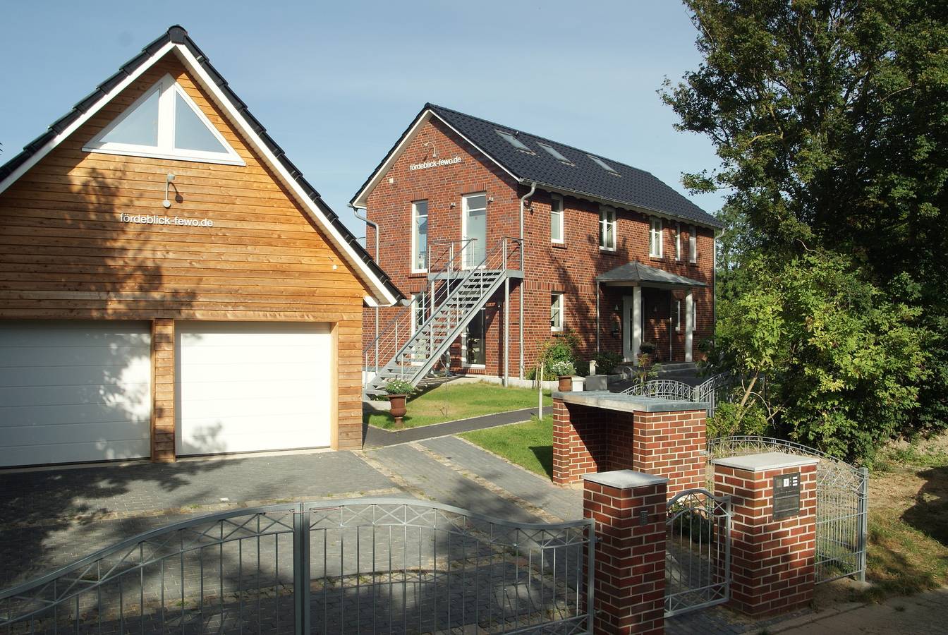 Ganze Ferienwohnung, Fördeblick-Fewo.de in Kieler Förde, Heikendorf