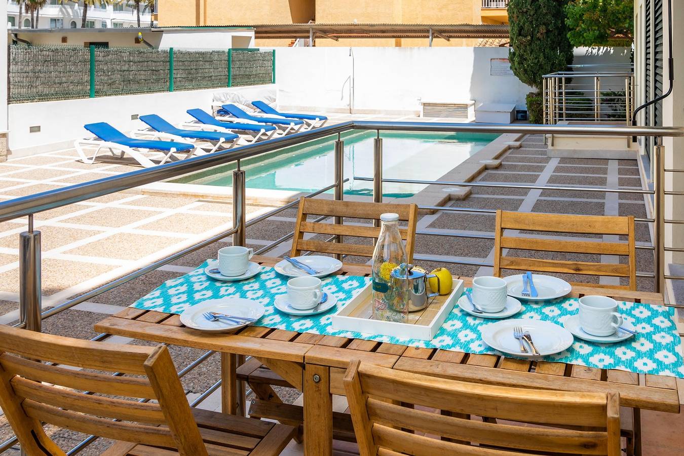 Entire apartment, Holiday apartment for 5 people in Port de Pollença, Pollença