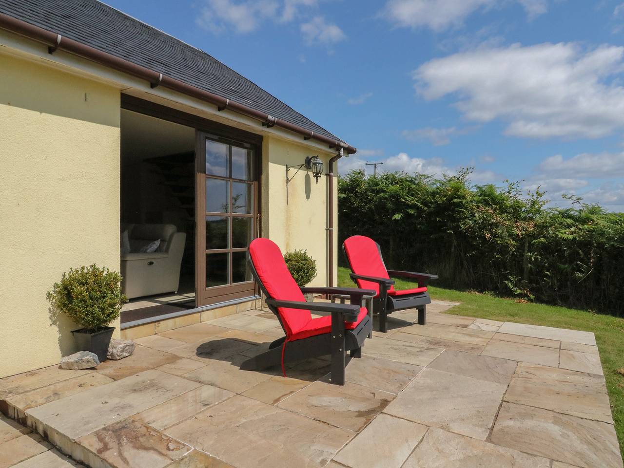 Ettrick Cottage in Isle of Bute, Argyll & Bute
