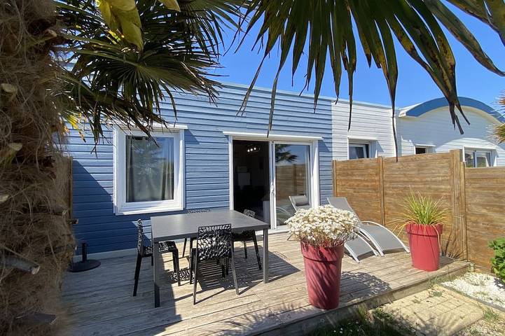 Location de vacances pour 4 personnes, avec jardin ainsi que terrasse et piscine, animaux acceptés dans Plage Porz Liogan Le Conquet