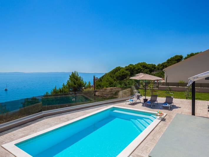 Ferienhaus für 6 Personen, mit Pool und Garten in Split