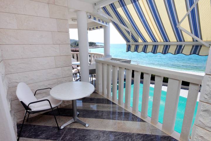 Ferienwohnung für 2 Personen, mit Balkon/Terrasse und Pool in Rogoznica