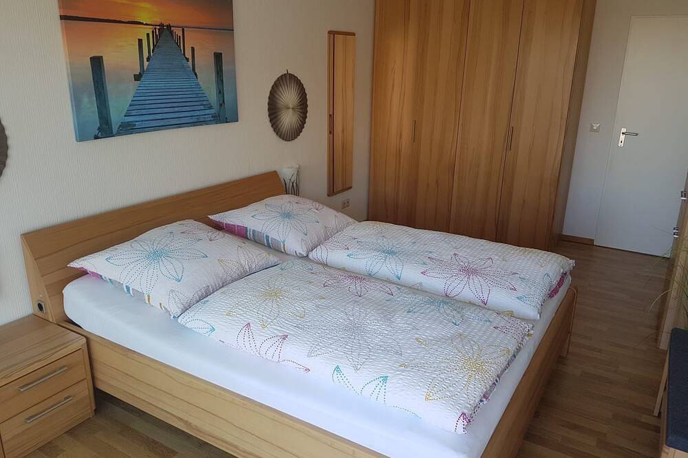 Ganze Wohnung, Ferienwohnung Laura in Meersburg - Daisendorf in Daisendorf, Region Bodensee-Oberschwaben