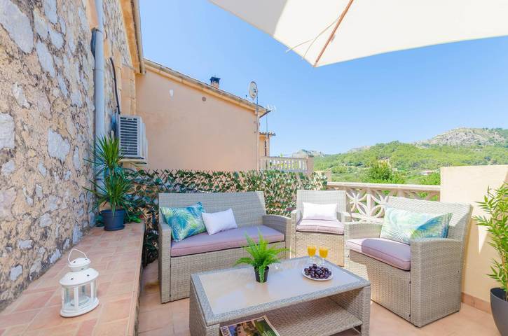 Ferienhaus für 9 Personen, mit Terrasse - 1