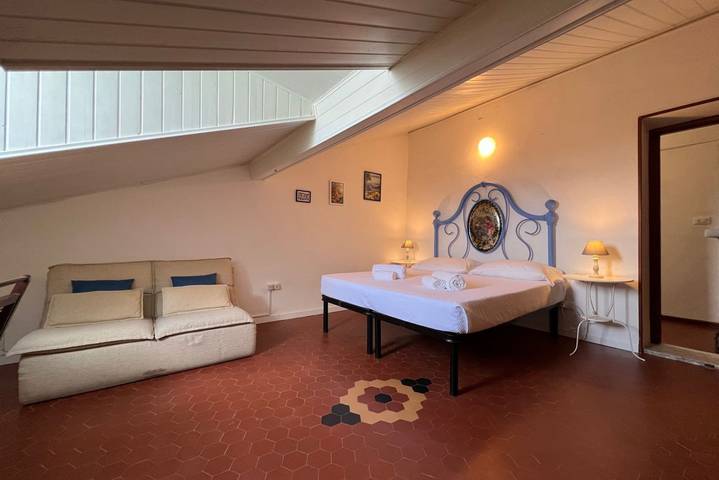 Ganze Wohnung, Ferienwohnung für 4 Personen mit Balkon/Terrasse in San Terenzo, Lerici Gemeinde