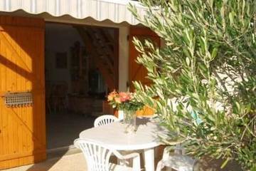 Bungalow pour 5 Personnes dans Les Ayguades, Gruissan, Photo 1