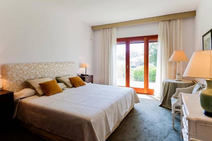 Villa pour 26 personnes, avec piscine ainsi que jardin et balcon à Sant Feliu de Guíxols - 4