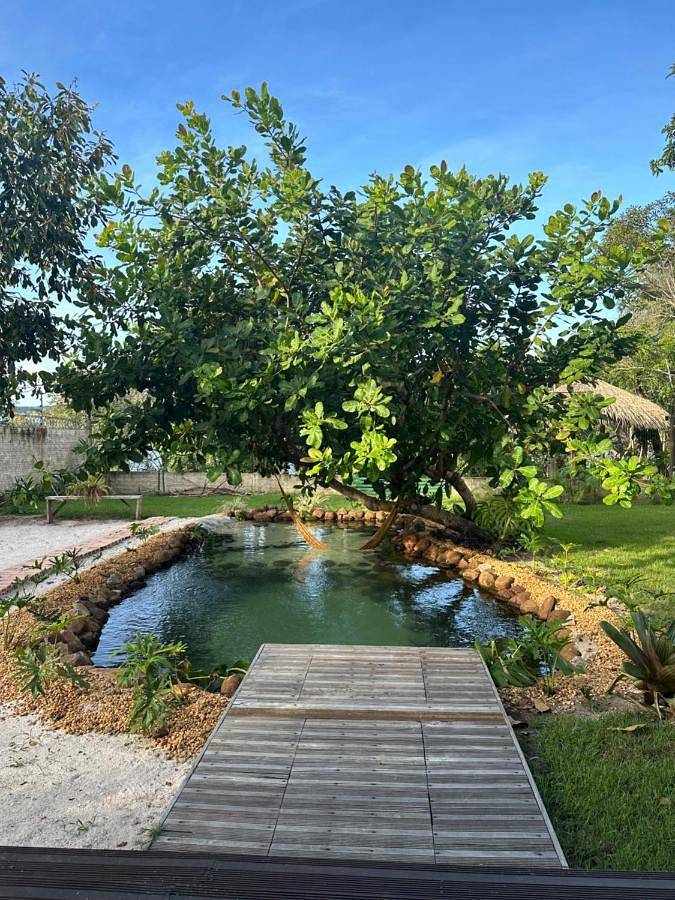 Casas e apartamentos de temporada para 12 pessoas, com vista e vista para o lago e ainda jardim and piscina em Santarém (Brasil)