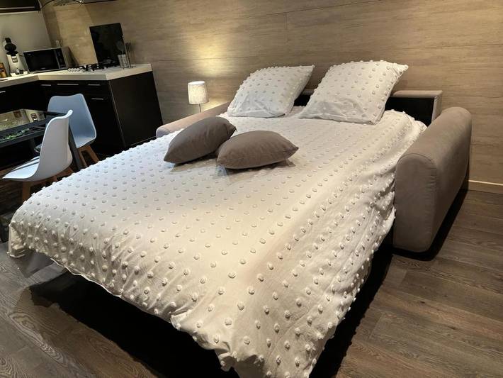 Gîte pour 2 personnes, avec jardin et piscine à Vinassan - 2