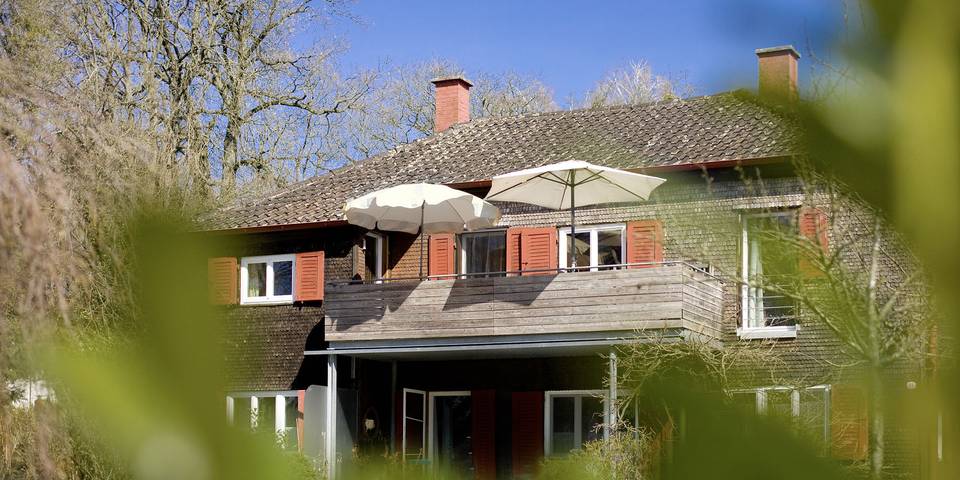 Gîte pour 6 personnes, avec vue sur le lac ainsi que jardin et terrasse, adapté aux familles à Radolfzell am Bodensee