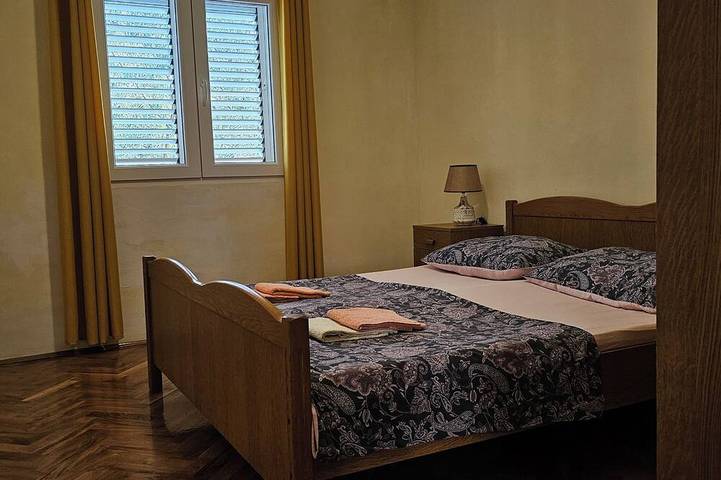 Ferienhaus für 5 Personen, mit Balkon und Garten in Split-Dalmatien - 4