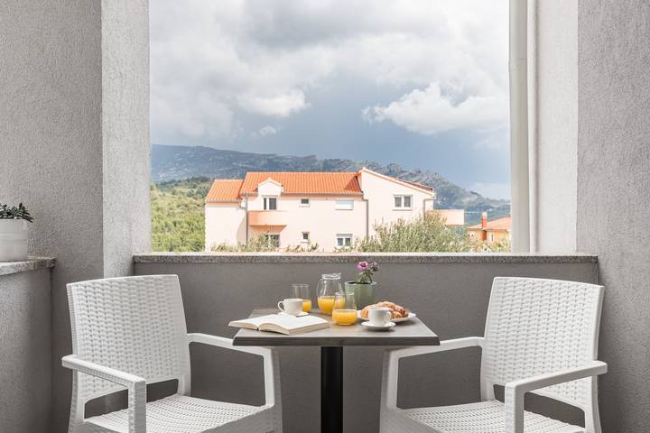Ganze Wohnung, Ferienwohnung für 5 Personen mit Meerblick in Solin, Split-Dalmatien