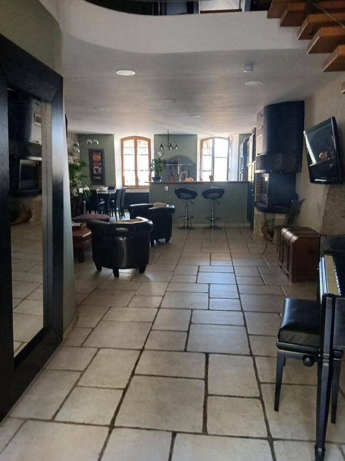 Gîte pour 6 personnes, avec terrasse à Barre-des-Cévennes - 4