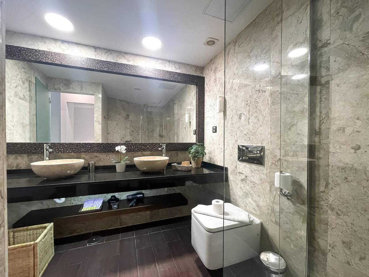 Apartamento entero, Apartamento vacacional 'B-rent Atlantic Garden 181' con piscina, Wi-Fi y aire acondicionado in Corralejo, La Oliva