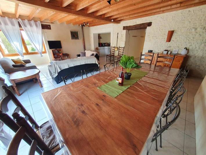 Location de vacances pour 5 personnes, avec jardin et piscine, animaux acceptés à Chaunac - 3