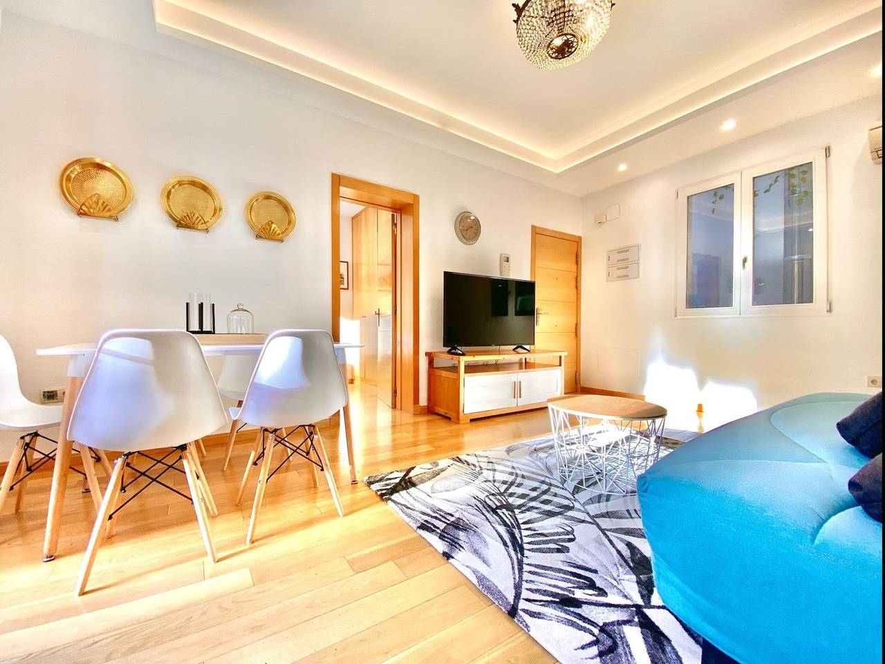 Apartamento vacacional entero, Charming Huertas Ii - 2 dormitorios, en la mejor zona, barrio de Las Letras in Centro (Madrid), Madrid