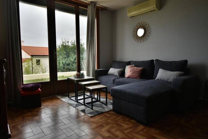 Appartement de vacances pour 4 personnes, avec Terrasse ainsi que Jardin et Vue