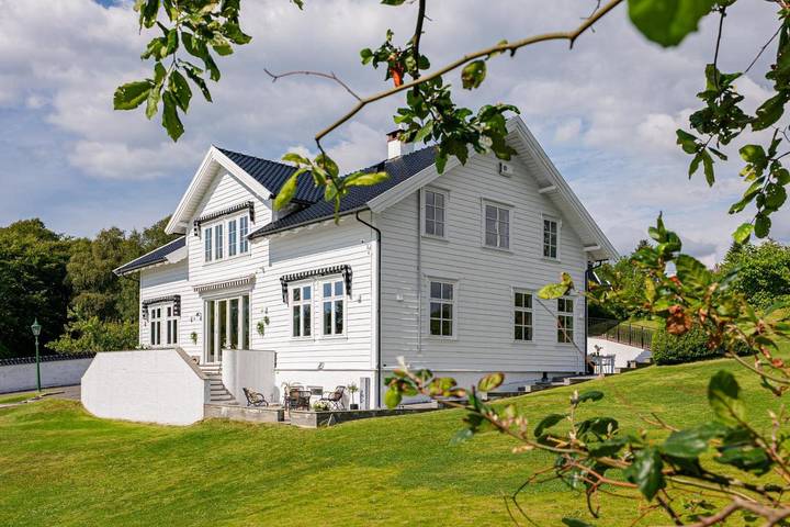 Chambre d’hôte pour 2 personnes, avec Terrasse ainsi que Jardin et Vue dans Bergen