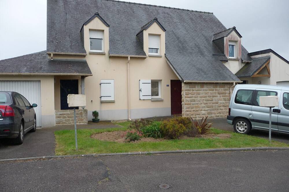 Haus In Der Nähe Vom Meer, Geschäfte, Pool in Pleuven, Côte de Cornouaille