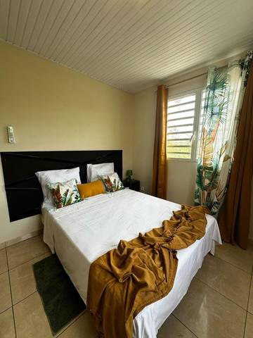 Chambre d’hôte pour 2 personnes, avec terrasse et vue à Le Lamentin