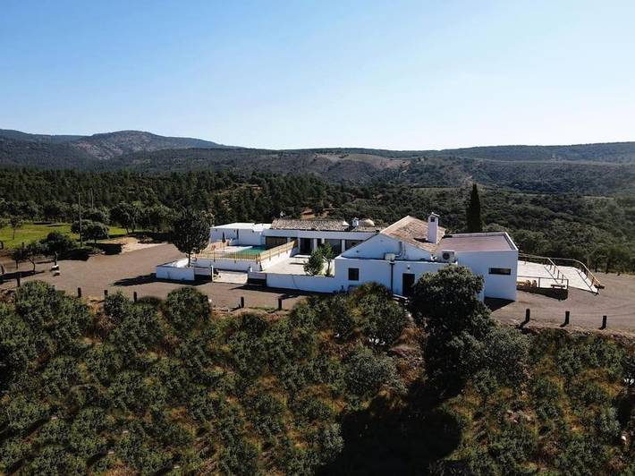Casa rural para 10 personas, con Terraza y Jardín además de Piscina y Vistas en Aldeaquemada - 2