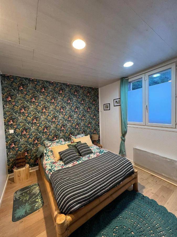 Double Room with Spa Bath in Feuquières, Oise