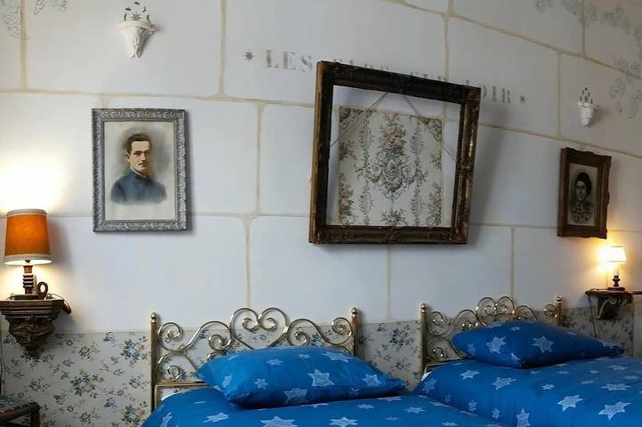 Gîte pour 3 personnes, avec terrasse ainsi que sauna et jardin à La Chapelle-aux-Choux - 3