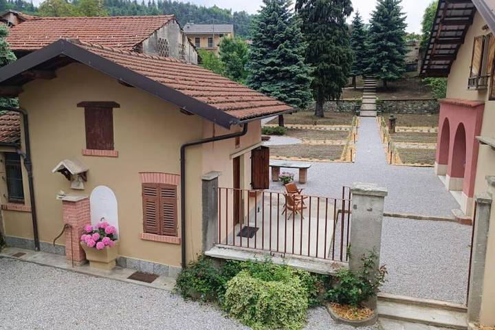 Location de vacances pour 3 personnes, avec Jardin et Vue à Chiusa di Pesio