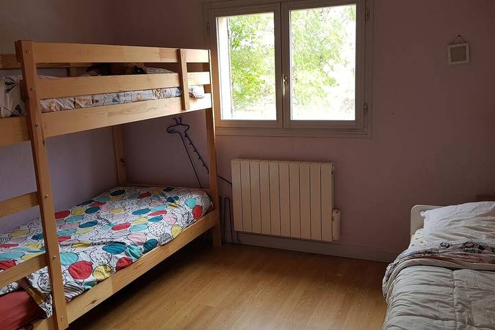 Location de vacances pour 14 personnes, avec jardin à Montigny-le-Chartif - 3