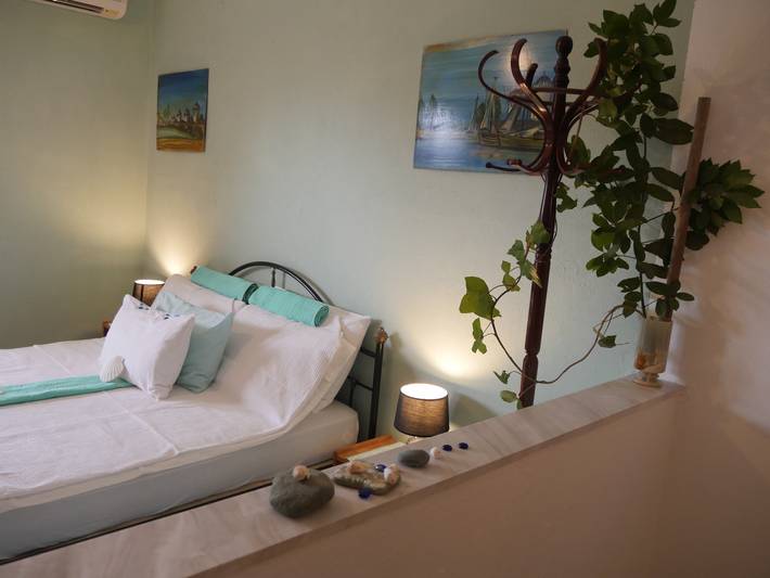 Vacation rental for 3 people, with Balcony and Yard in Rhodes
