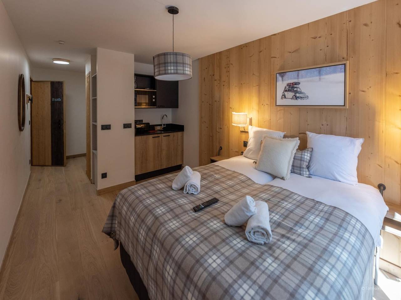 Entire apartment, Apartment in Serre-Chevalier near Ski Slopes in Saint-Chaffrey, Serre Chevalier