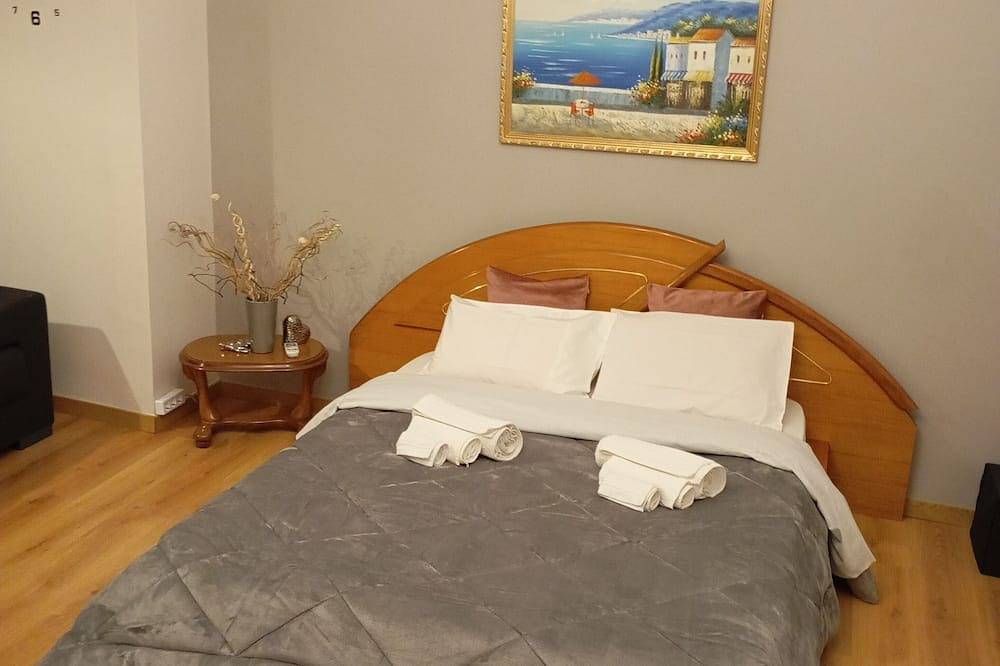 Margarita's Cottage\n Ήσυχο και Άνετο σπίτι, 5 λεπτά απο το ιστορικό Ναύπλιον. in Aria, Nafplio
