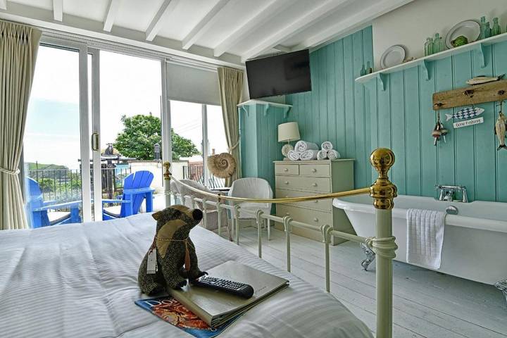 Alojamiento y desayuno para 2 personas, con jardín además de terraza y vistas - 1