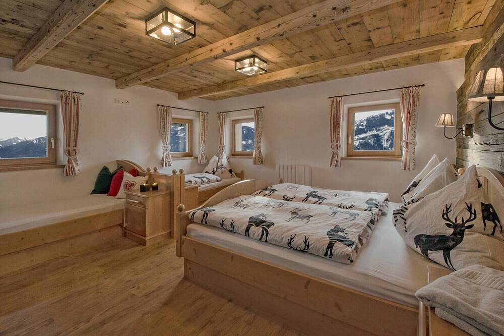 Hütte in Hollersbach nahe Kitzbühel Skilift in Hollersbach im Pinzgau, Pinzgau