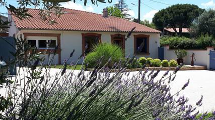 Chambre d’hôte pour 2 personnes, avec jardin dans Haute-Garonne