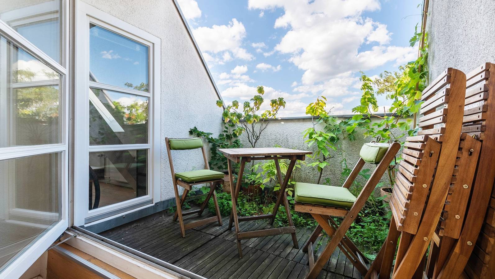 Ganze Wohnung, Apartment „Über den Dächern von Berlin“ mit Wlan in Charlottenburg Berlin, Berlin