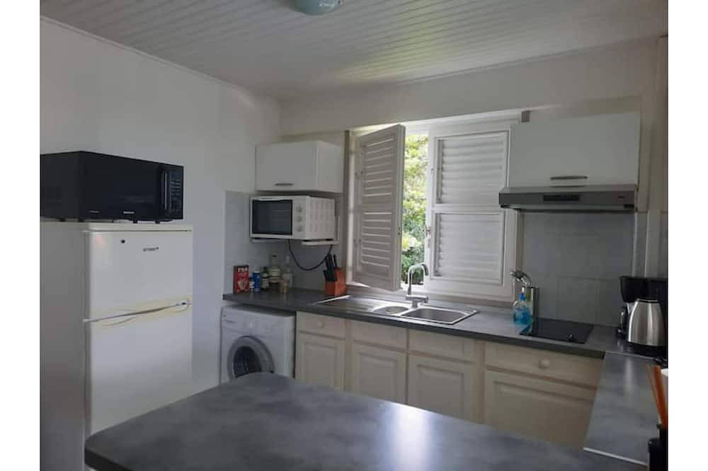 Entire apartment, Superb apartment in residence with swimming pool in Les Trois-Îlets, Martinique