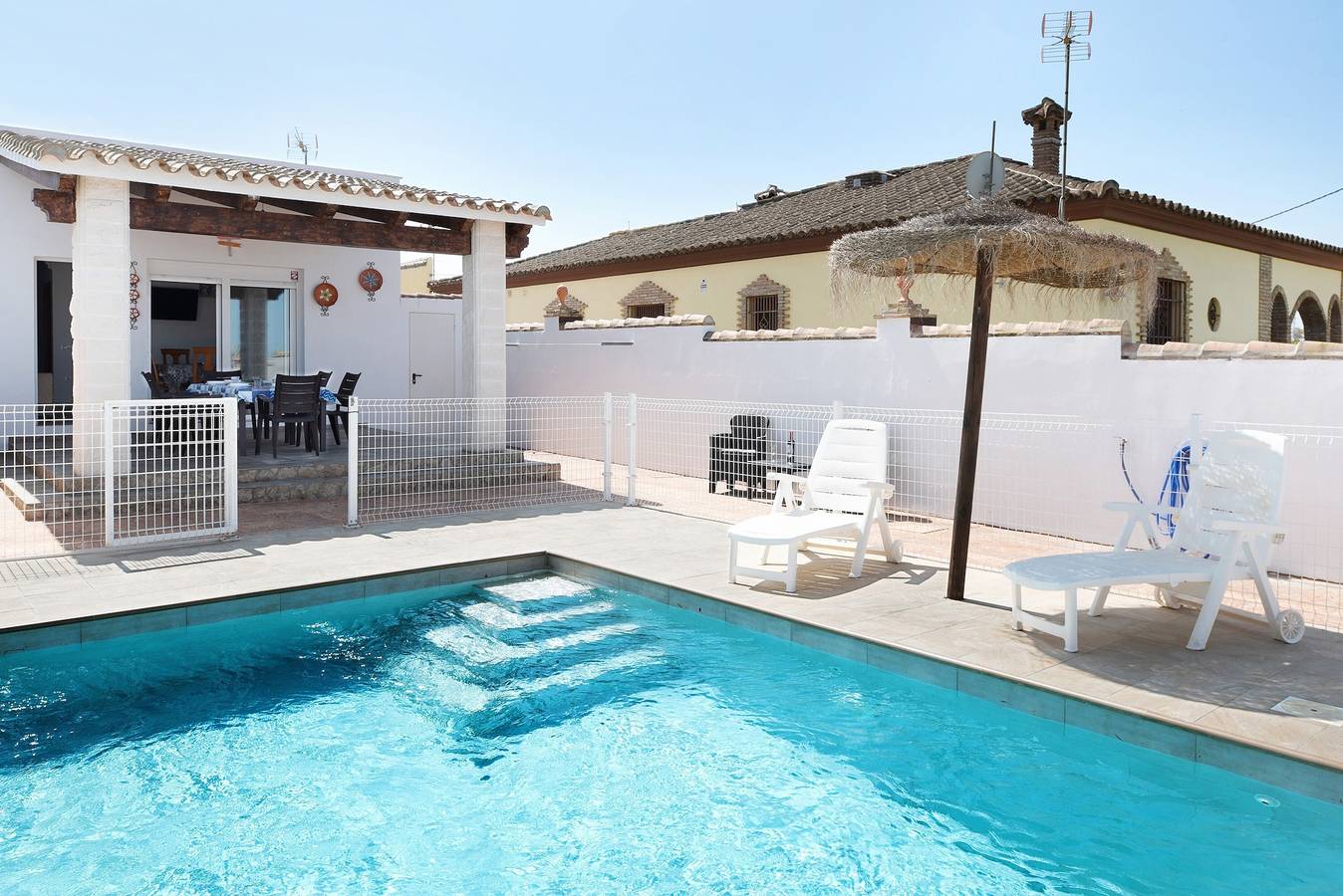 Ferienhaus "Casa Susana" mit privatem Pool, 2 privaten Terrassen und Wlan in Barrio Nuevo, Conil de la Frontera