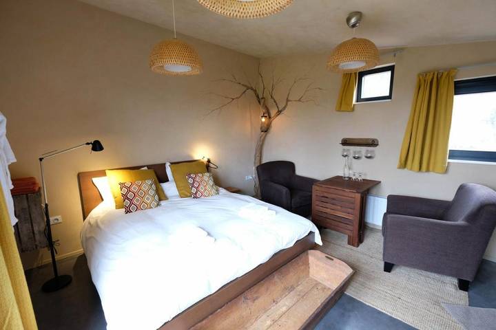 Chambre d’hôte pour 2 personnes, avec vue ainsi que jardin et sauna dans Mormont - 2