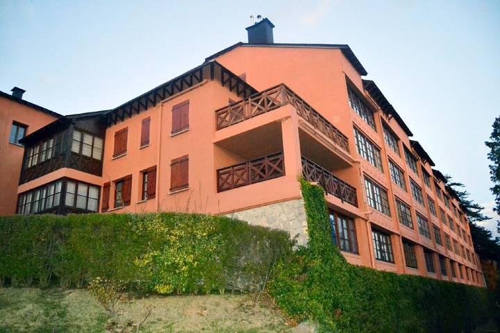 Gîte pour 4 personnes, avec piscine et jardin, animaux acceptés à Sainte-Léocadie - 2