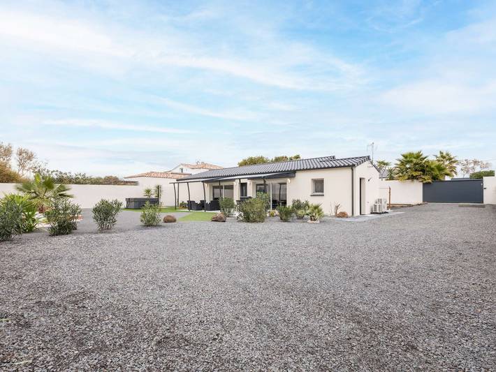 Villa pour 6 personnes, avec jacuzzi et jardin à Agde - 3